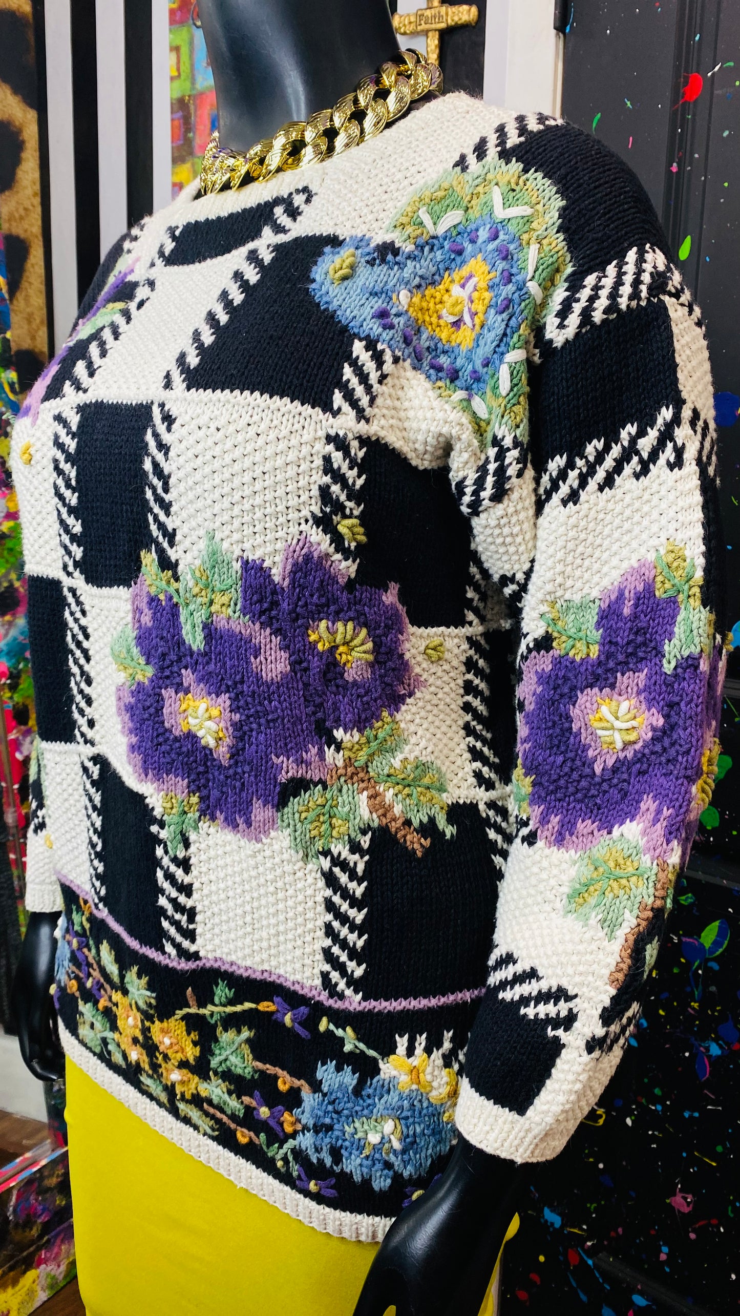 Vintage Knit Novelty Sweater (18)