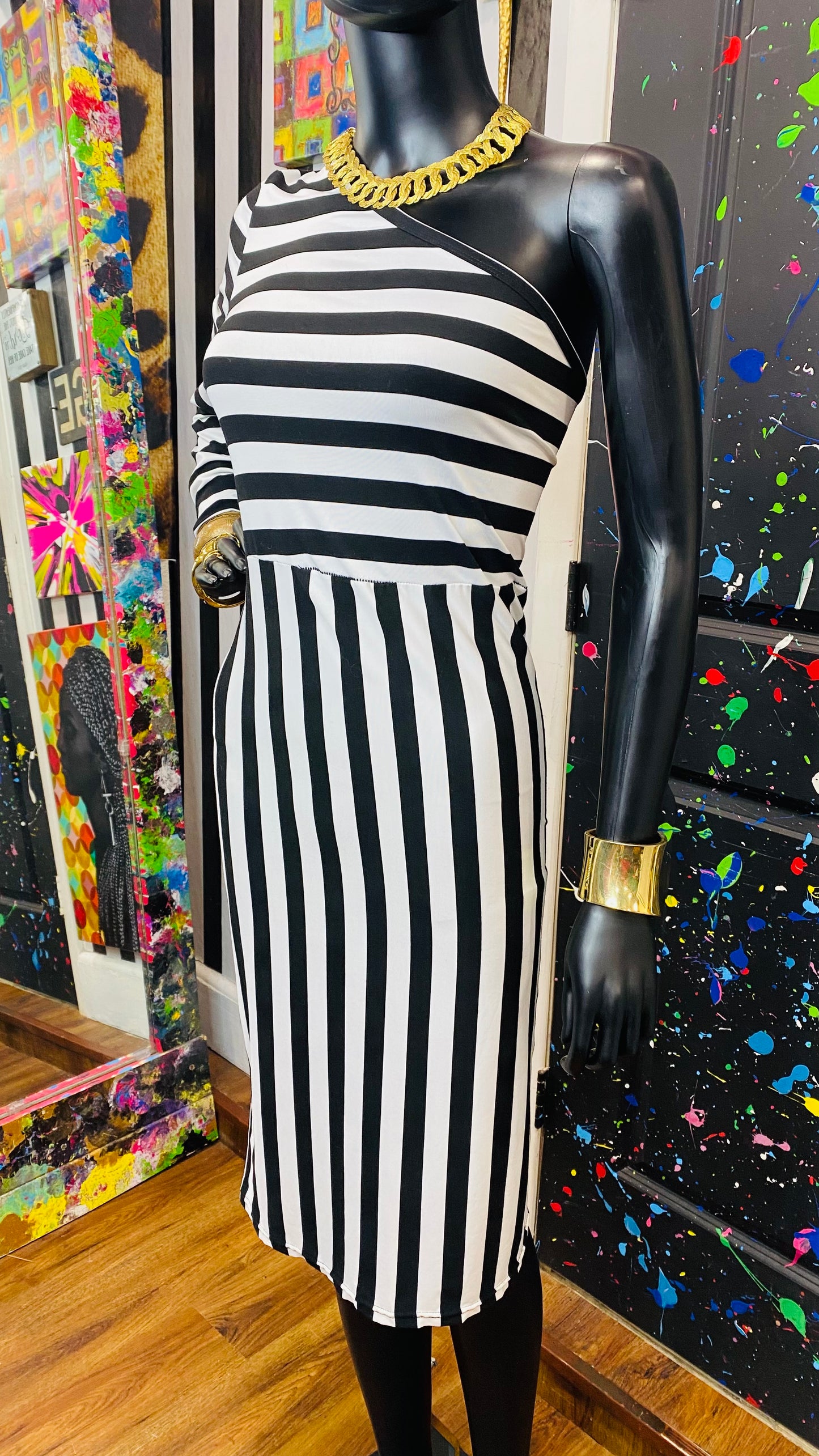 One Shoulder Black & White Striped BodyCon Dress (16/18)