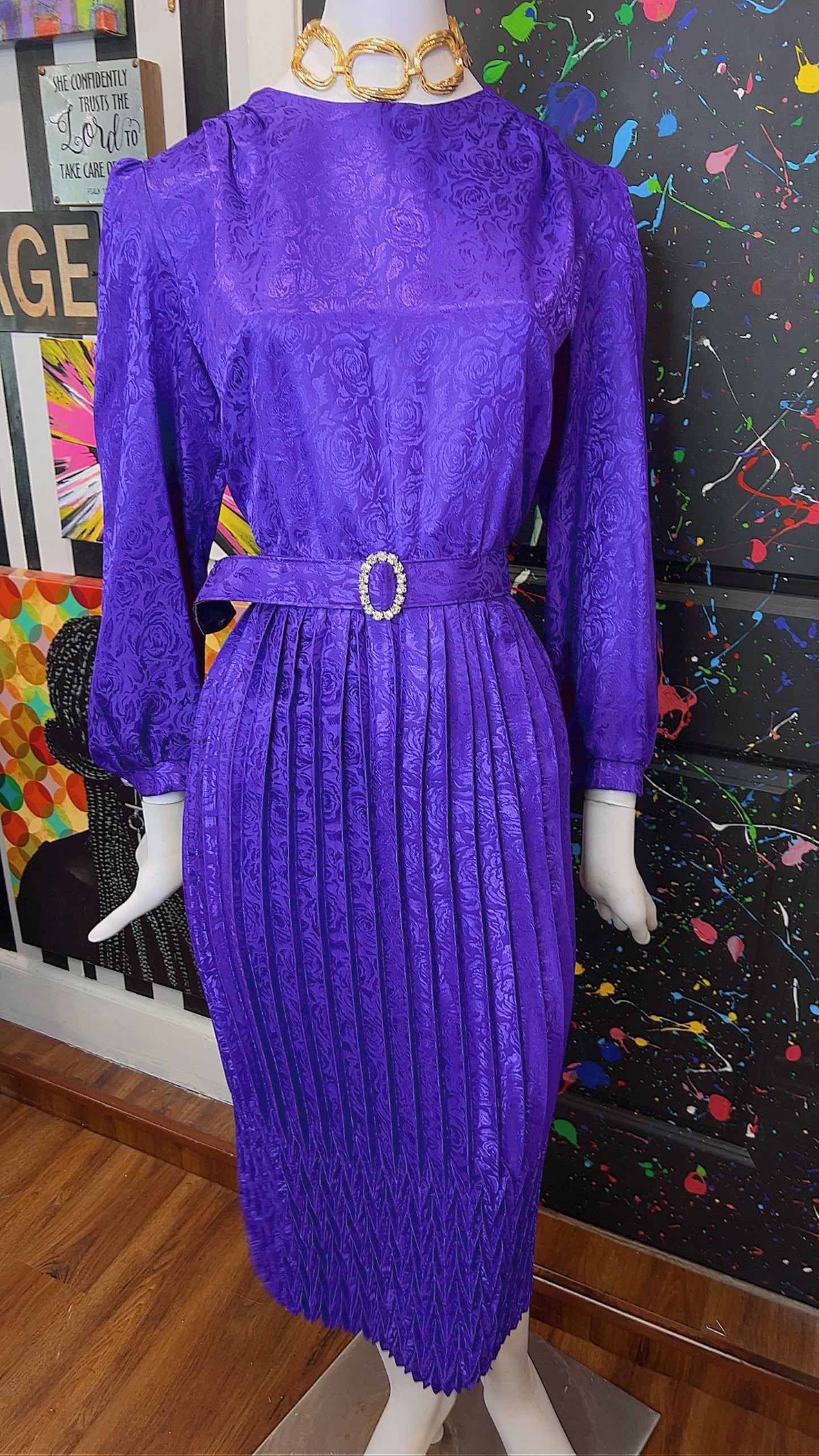 Vintage Purple Pleated Dress w/ Belt (16)