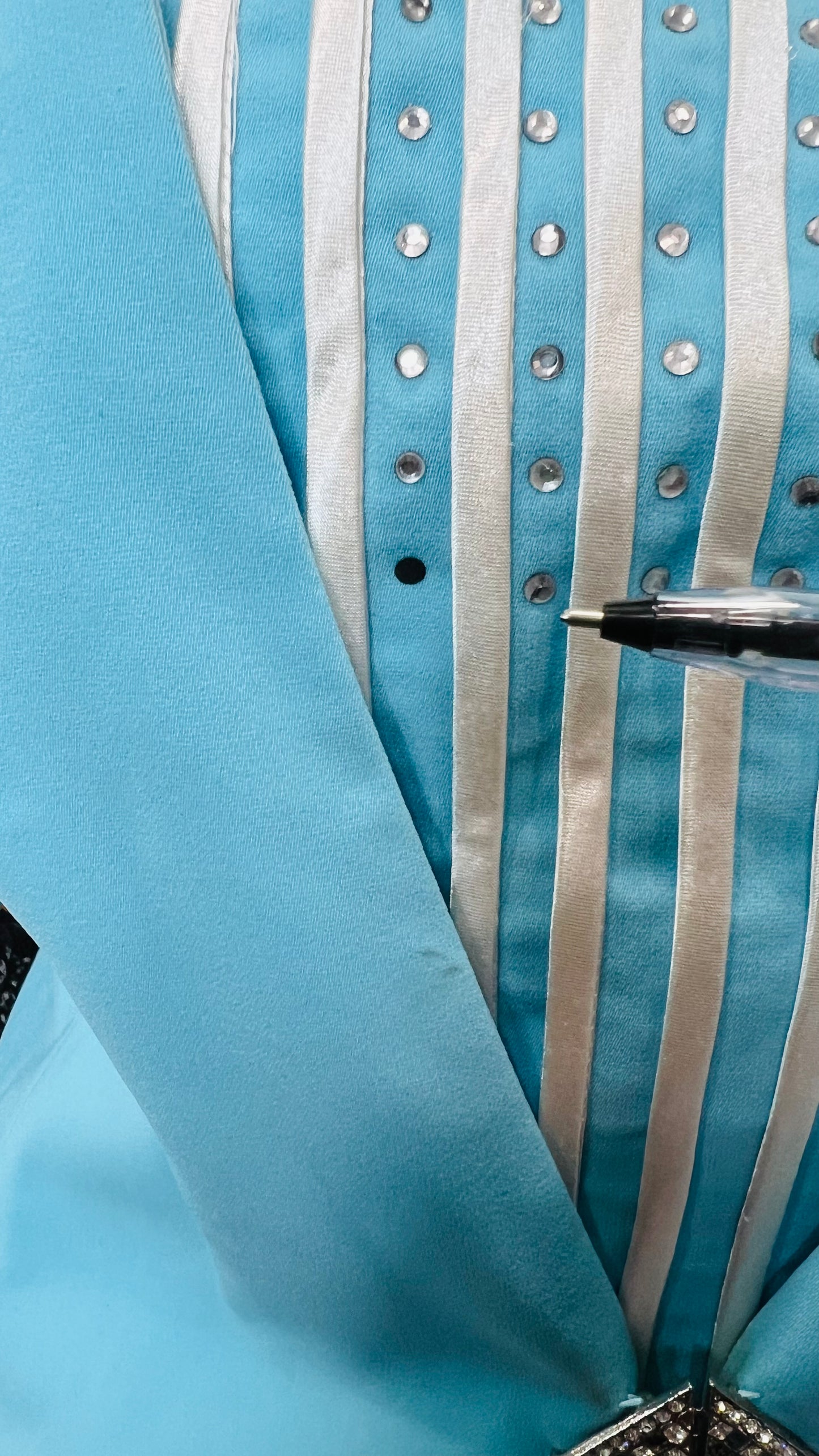 Vintage Blue & White Skirt Suit (18)