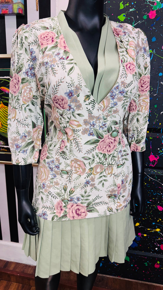 Vintage Floral Pleated Bottom Dress (18WP)