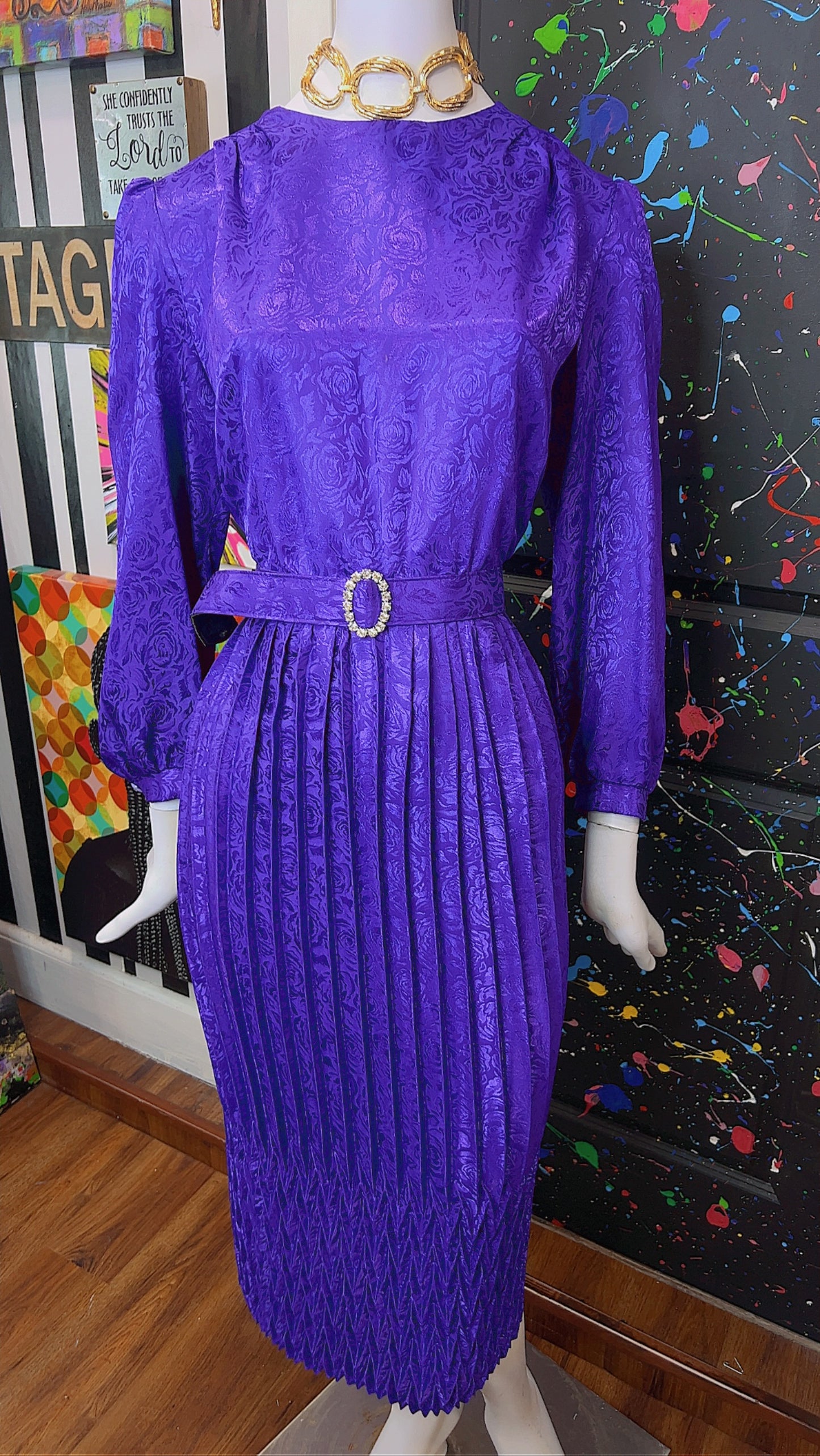 Vintage Purple Pleated Dress w/ Belt (16)