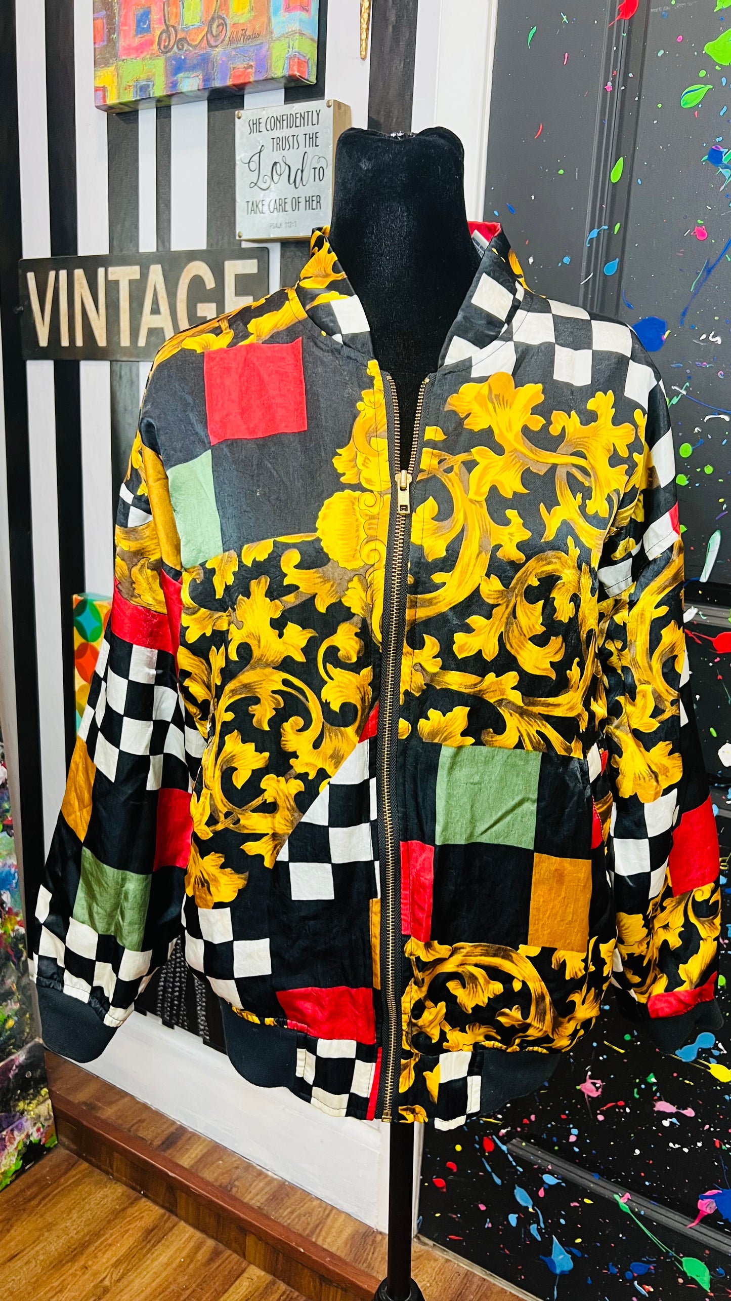 Vintage Luxury Gold Black & White Jacket (18)