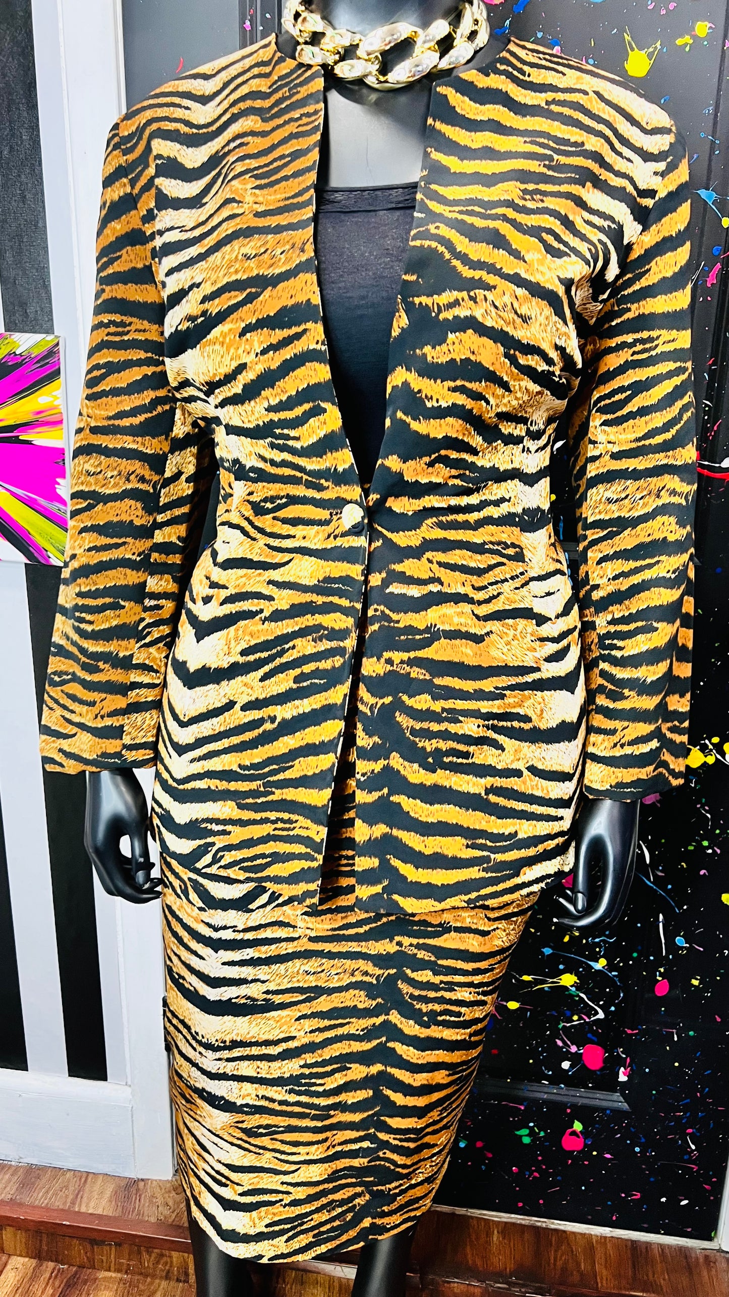 Vintage Animal Print Skirt Suit (20)