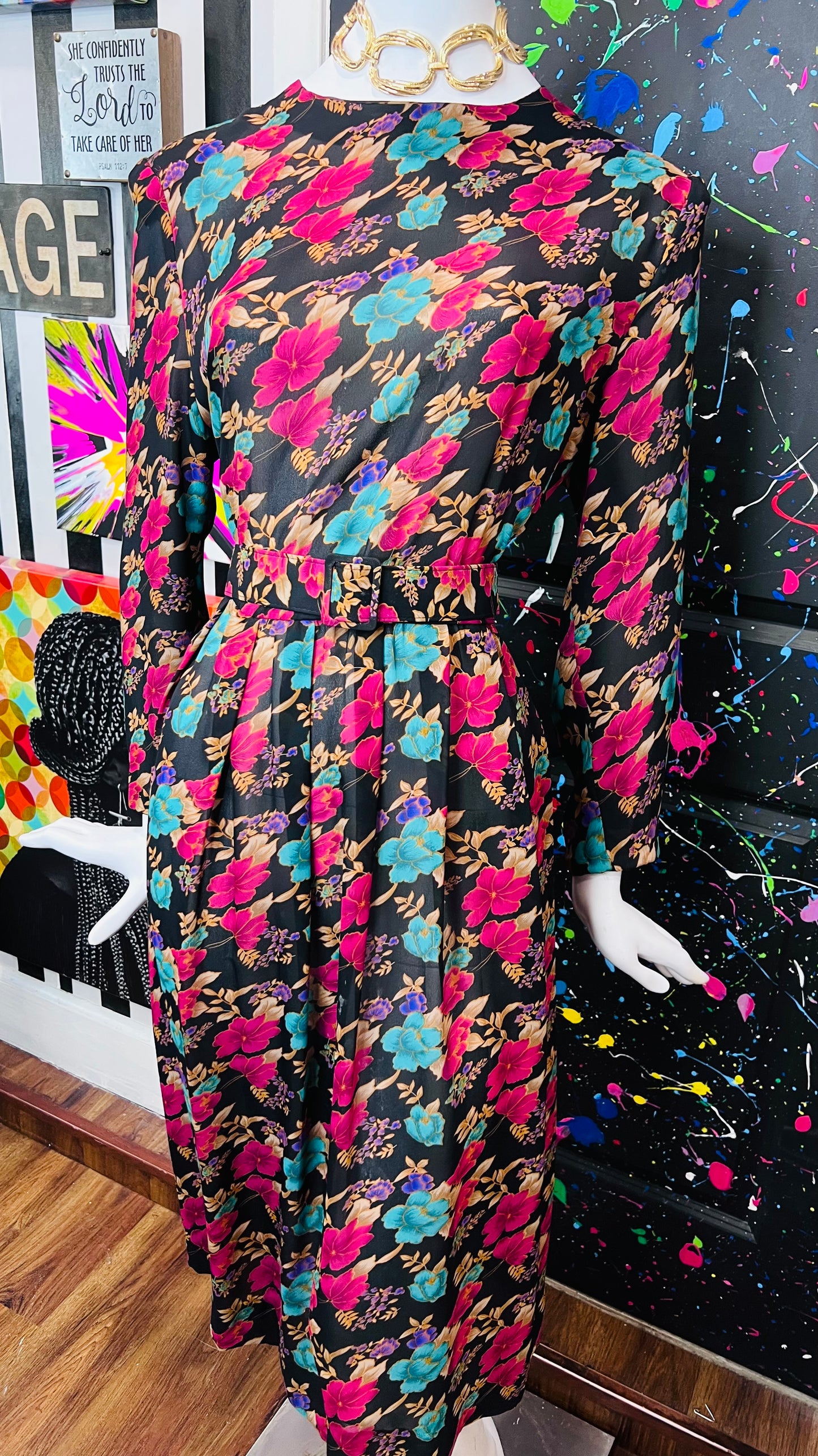 Vintage Floral Dress (16)
