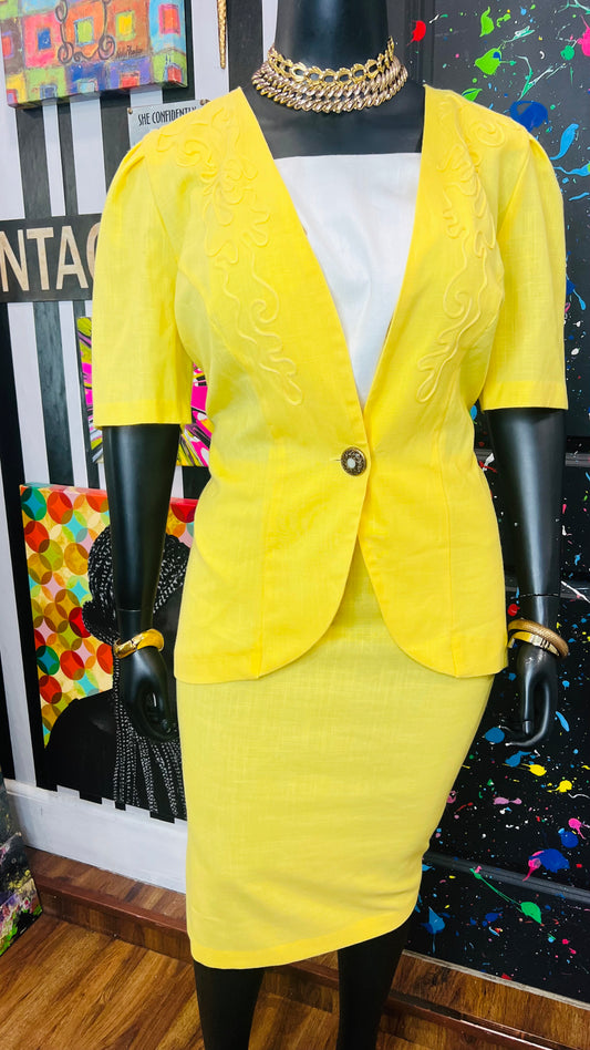 Vintage Yellow Skirt Suit (16W)