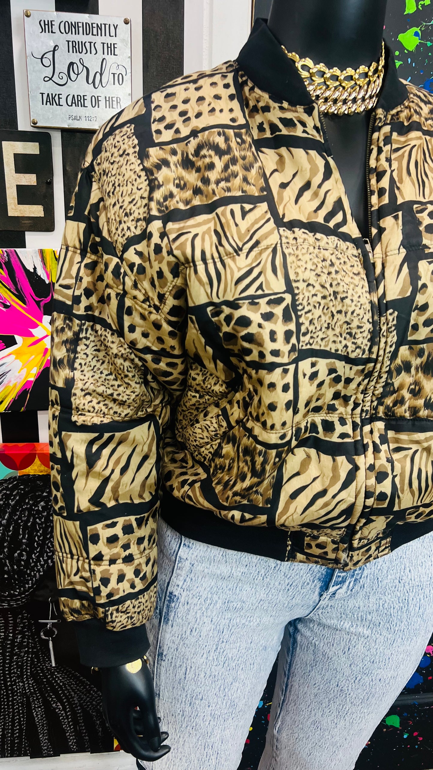 Vintage 100% Silk Animal Print Bomber Jacket (14)