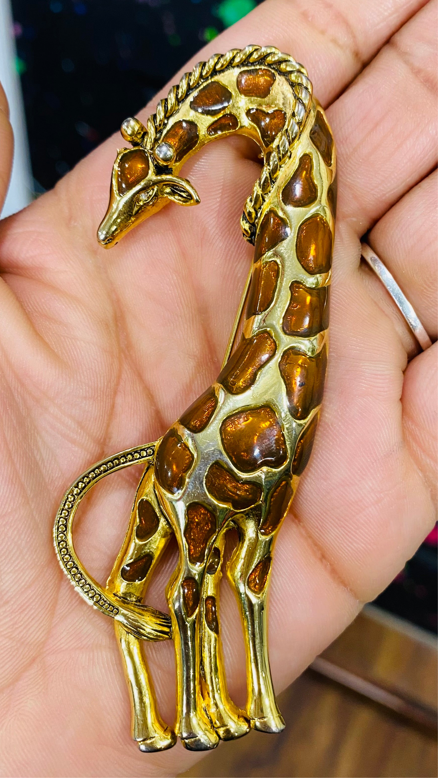 Vintage Giraffe Brooch Pin