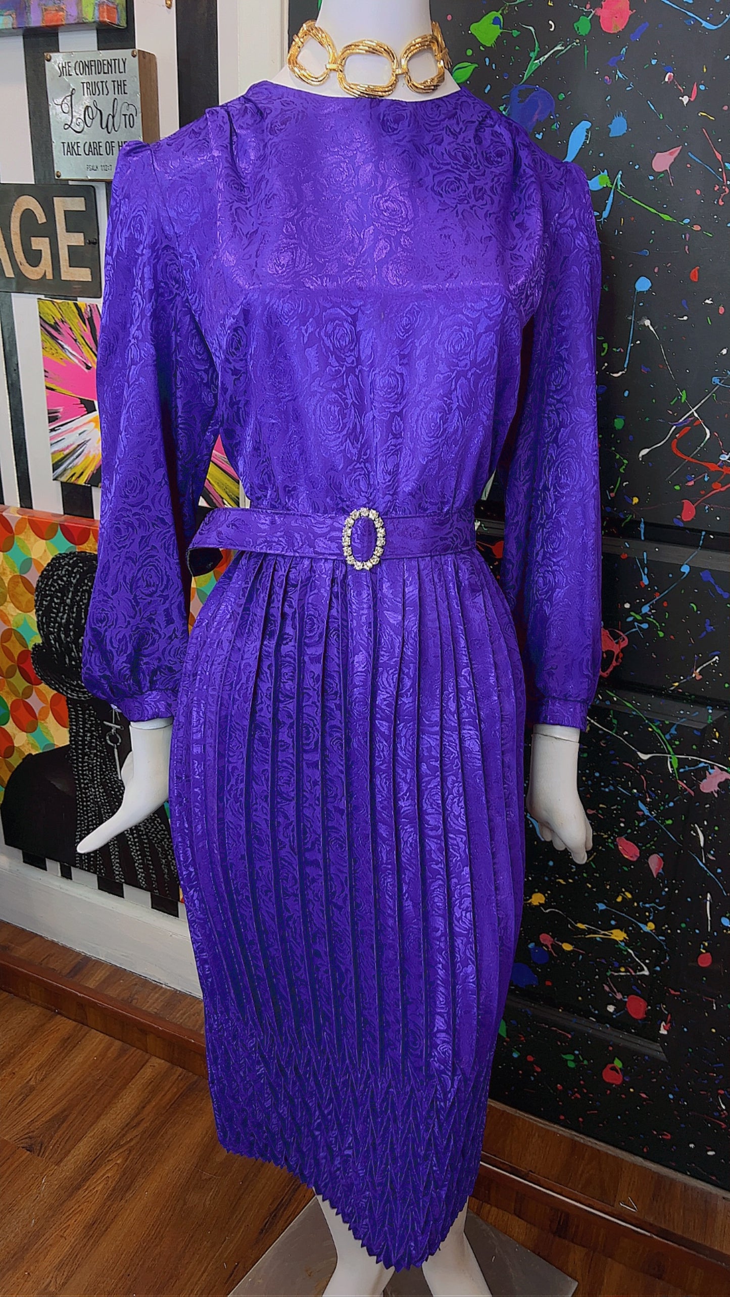 Vintage Purple Pleated Dress w/ Belt (16)