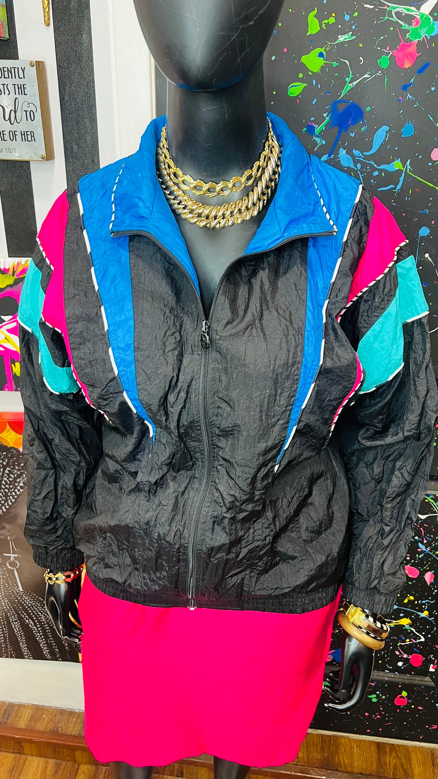 Vintage Windbreaker Jacket (18)