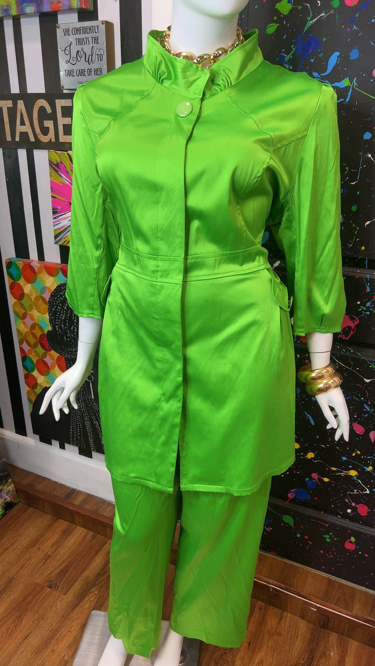 Vintage Vibrant Green Pants Set (24)