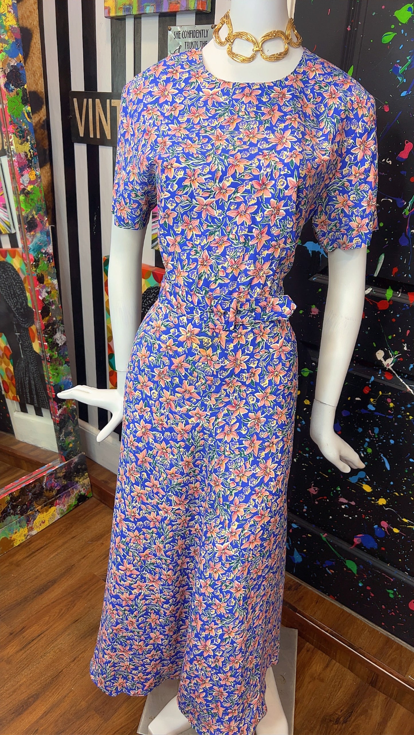 Vintage Floral Dress w/ Belt (14)