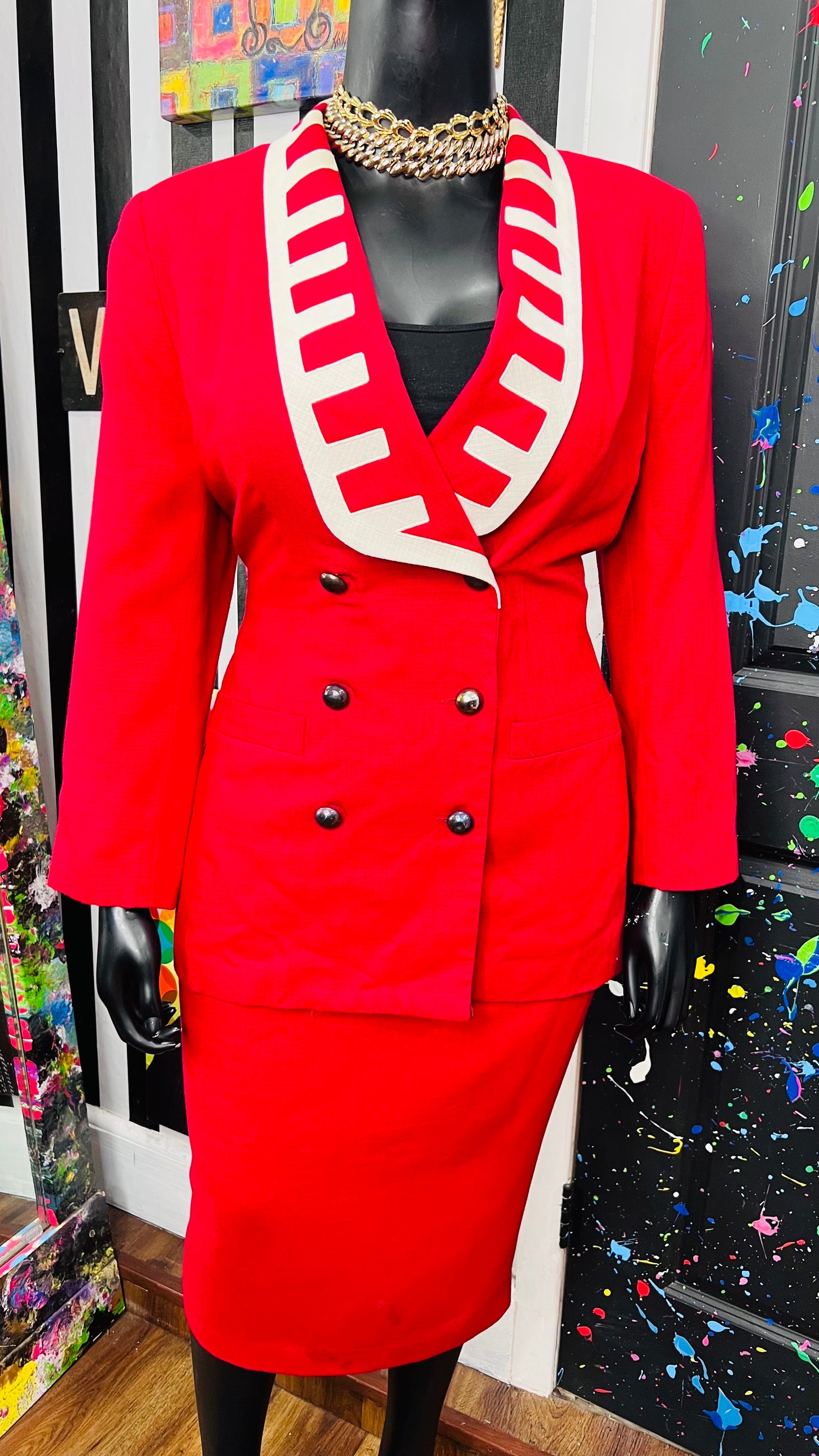 Vintage Red & Black 80’s Suit (16)