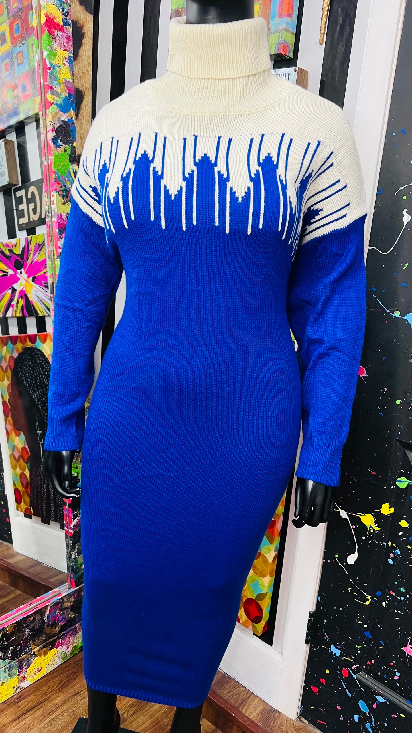 Vintage Blue & Cream Sweater Dress (24)