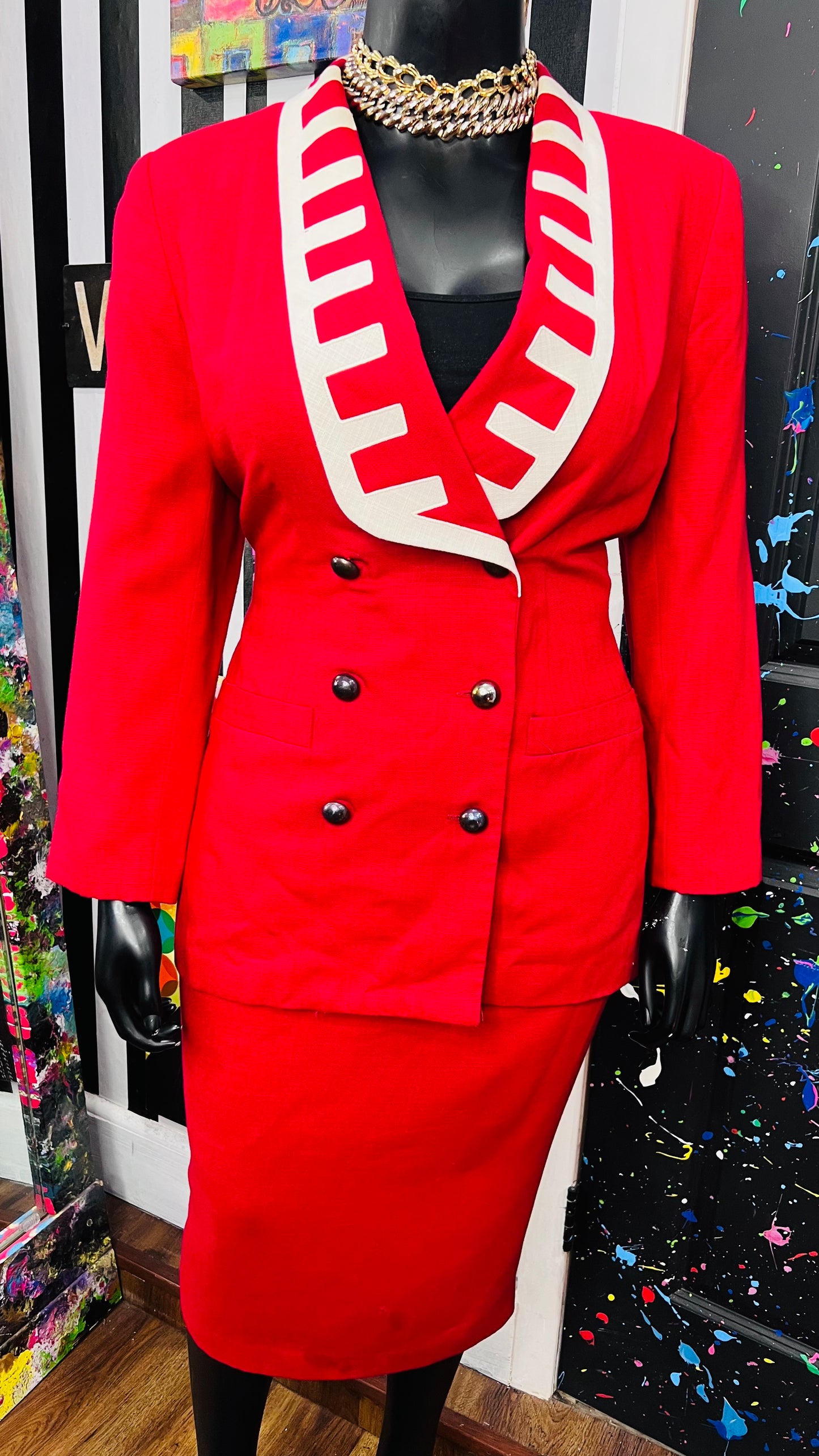 Vintage Red & Black 80’s Suit (16)