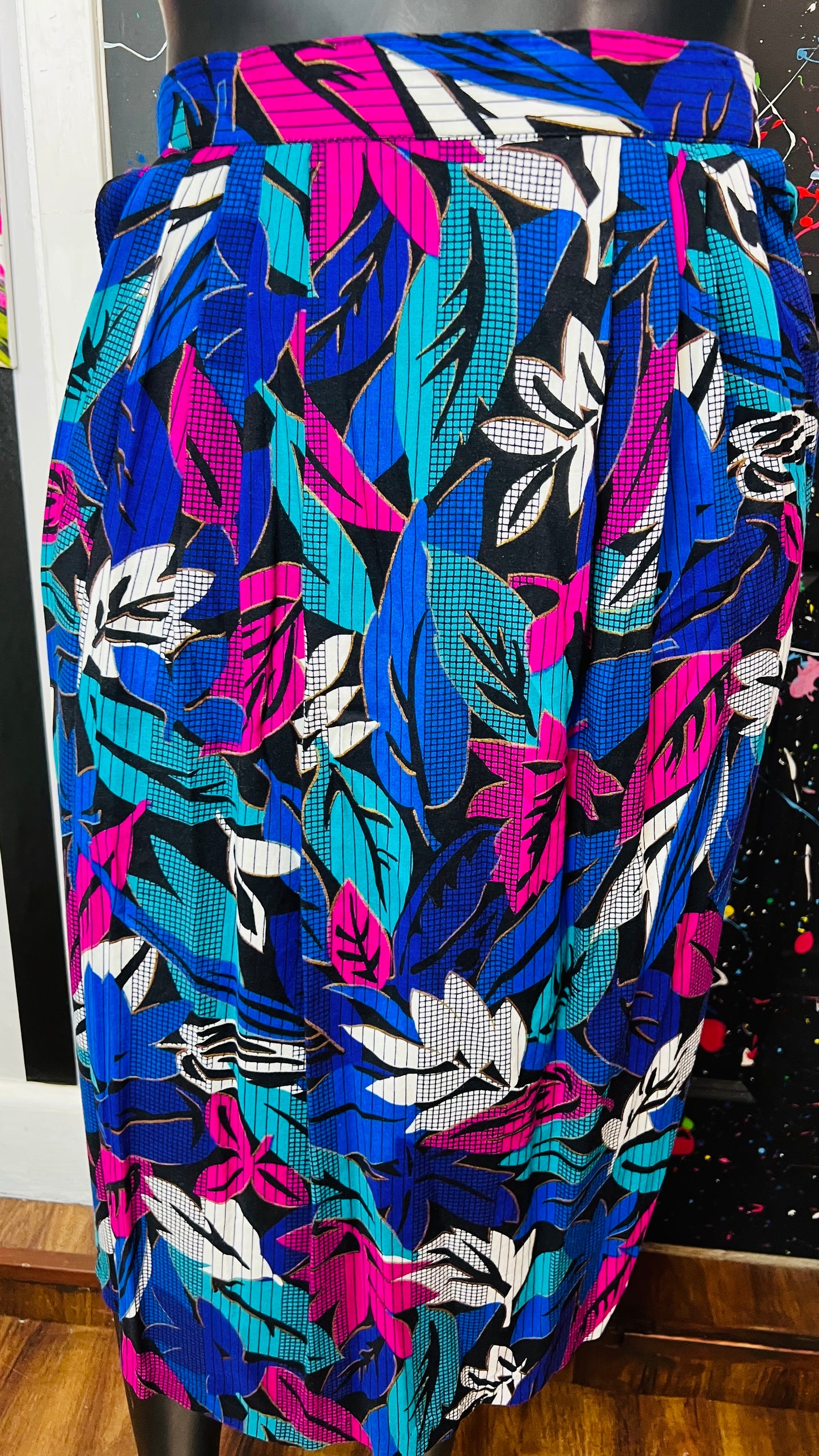 Vintage Abstract Signet Skirt (14/16)