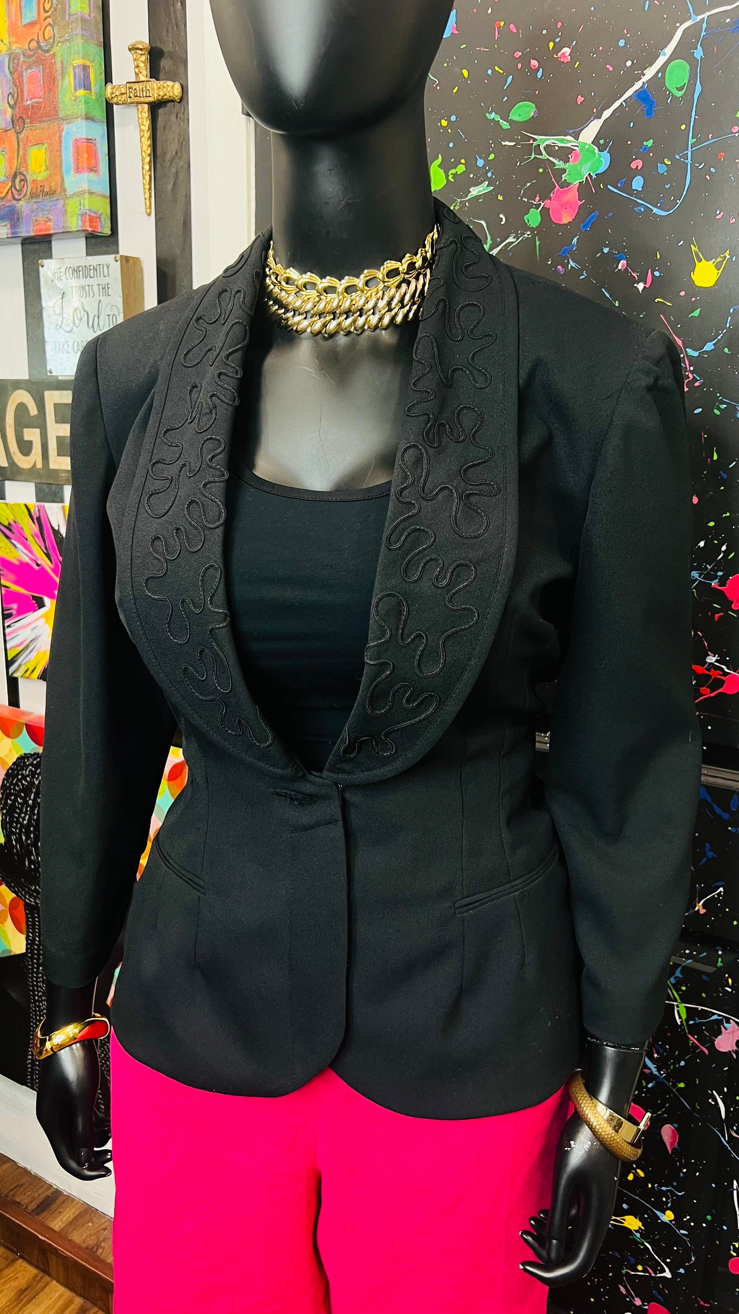 Vintage Black Embroidered Blazer (18)