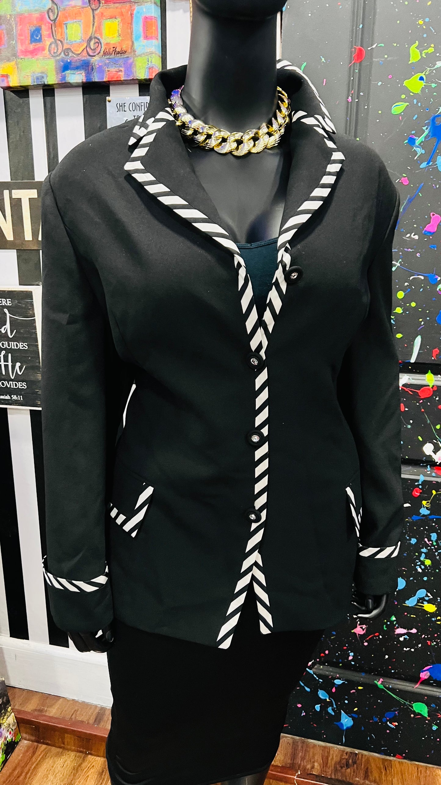 Vintage Black & White Blazer (24W)
