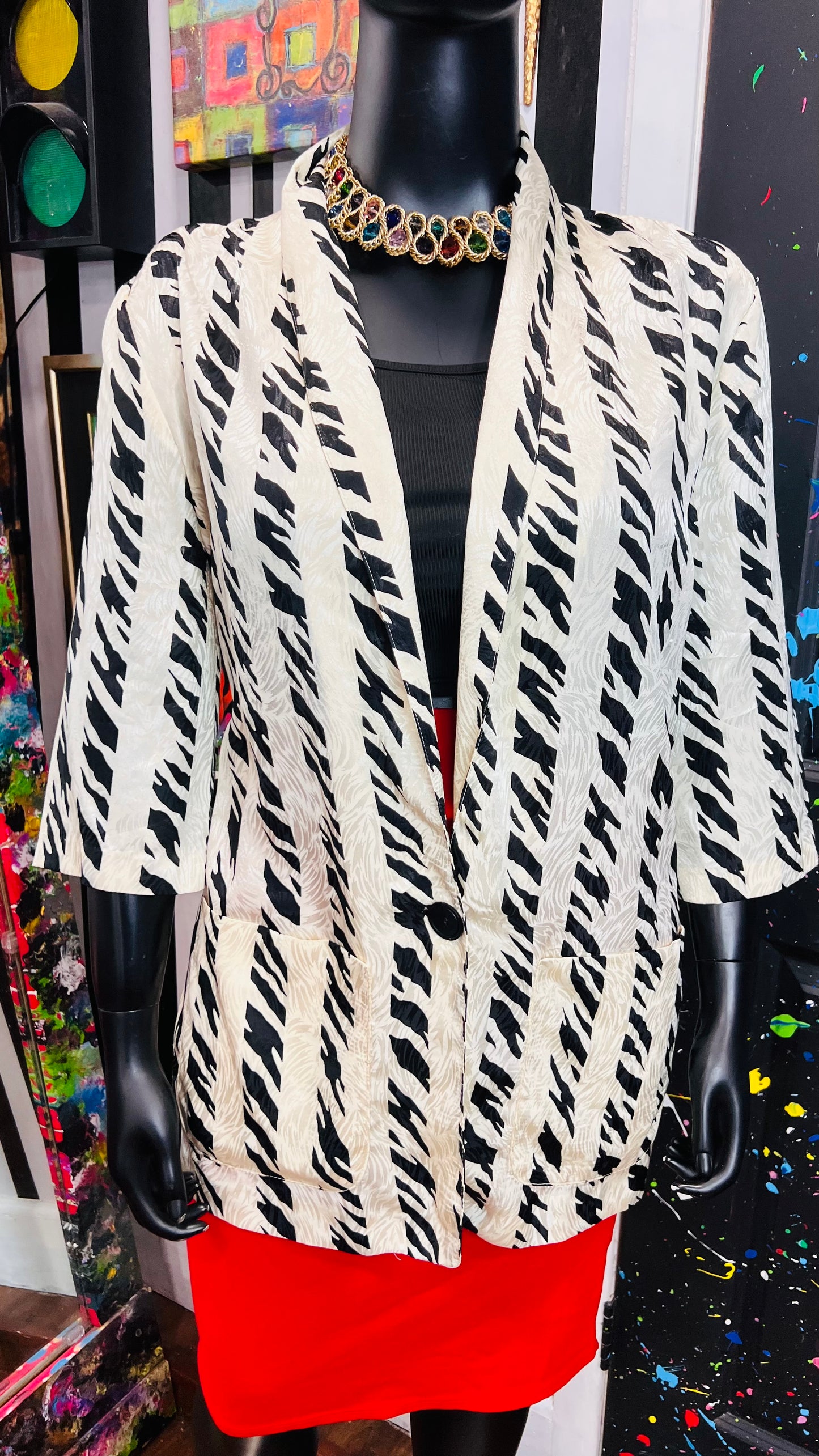 Vintage 3/4 Black & White 90’s Blazer (20 1/2)