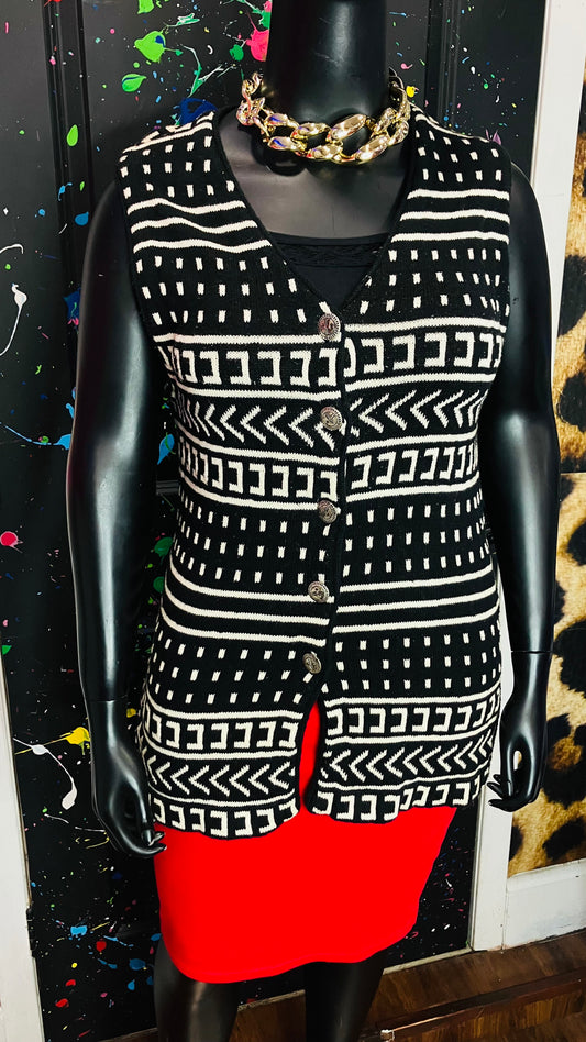 Vintage Black & White Knit Sweater Vest (14)