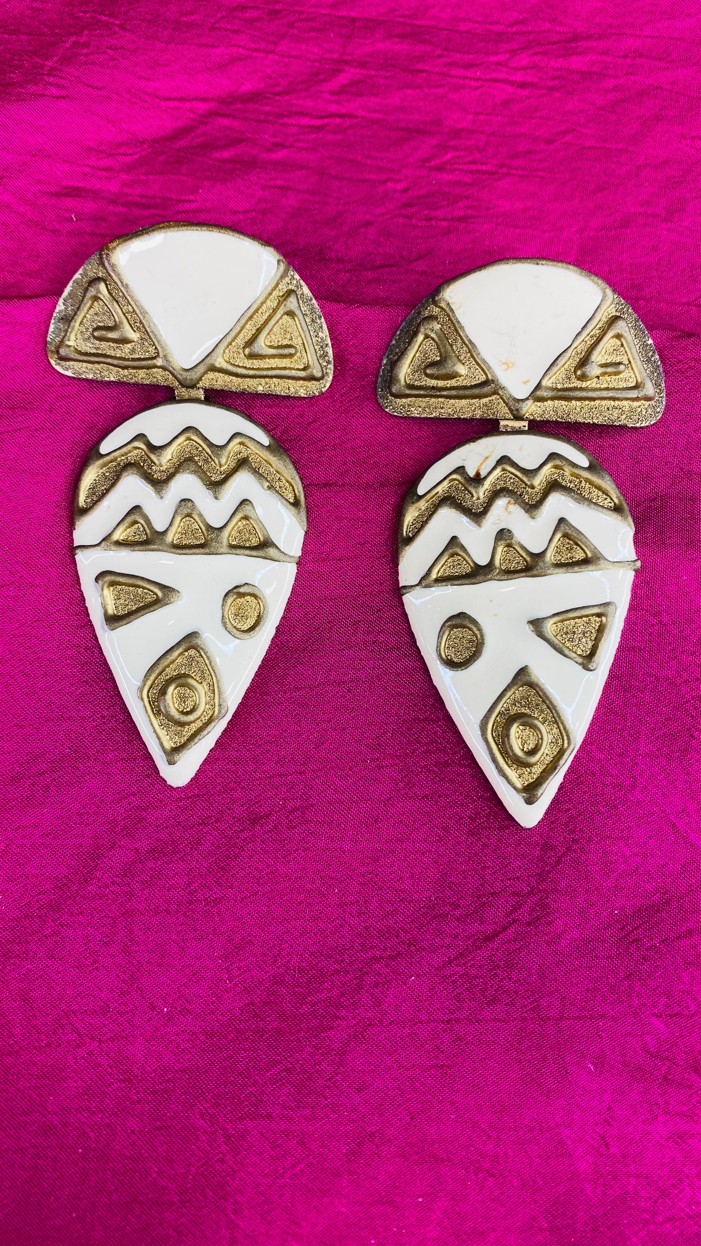 Vintage Tiki Pierced ear earrings