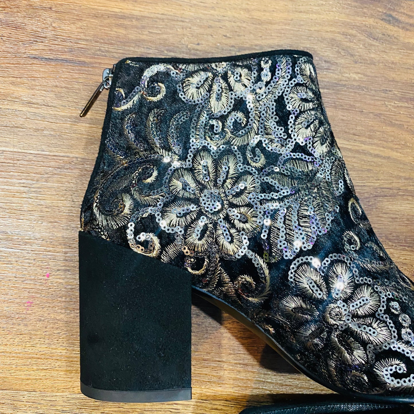 Pipebacari Embellished Velvet Booties